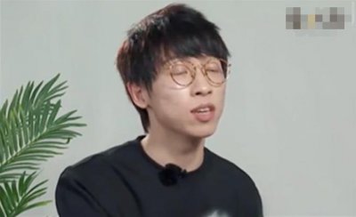 ​奇葩说许天奇背景 辩手许天奇详细资料及另一身份揭秘