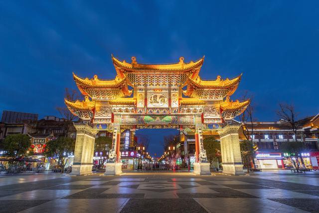 云南昆明有个“良心”古镇,是4A景区却免费开放，好多游客不知道