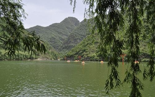 河南省第一大县，比半个开封还大，相当于0.2个信阳