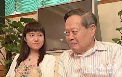 ​杨振宁夫人翁帆68 岁父亲与杨振宁18 岁孙女喜结连理