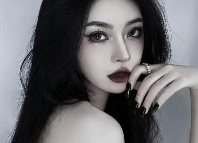 ​老公出轨红颜知己，情不自禁跟她有了肌肤之亲，扬言找到了第二春