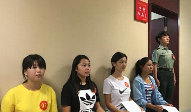 直击：女兵体检的整个过程，全身都要体检，非常严格