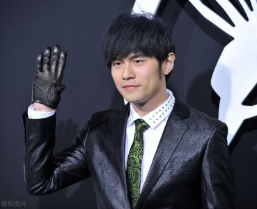​周杰伦：被十八线艺人泼脏水，为维护女性权益不惜与方文山闹掰