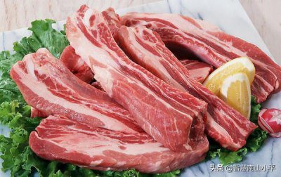​黑猪肉和普通猪肉区别是什么？为什么这么贵？黑猪肉特点是什么？