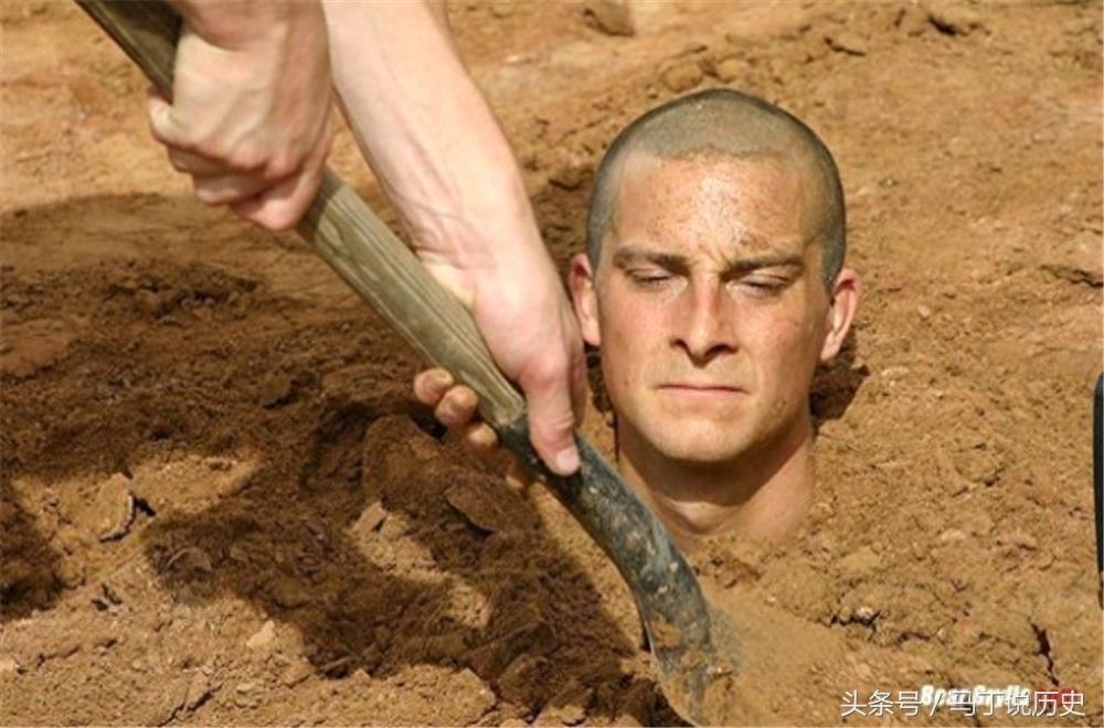 直击：10张贝爷的罕见照片，揭秘他保持的最离奇记录