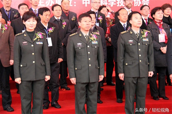 “神九”飞天是哪几位宇航员，你还记得吗？