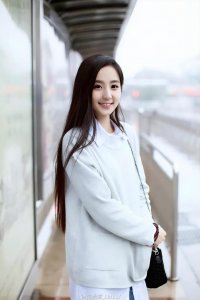 ​许晓诺：美声唱法的女演员
