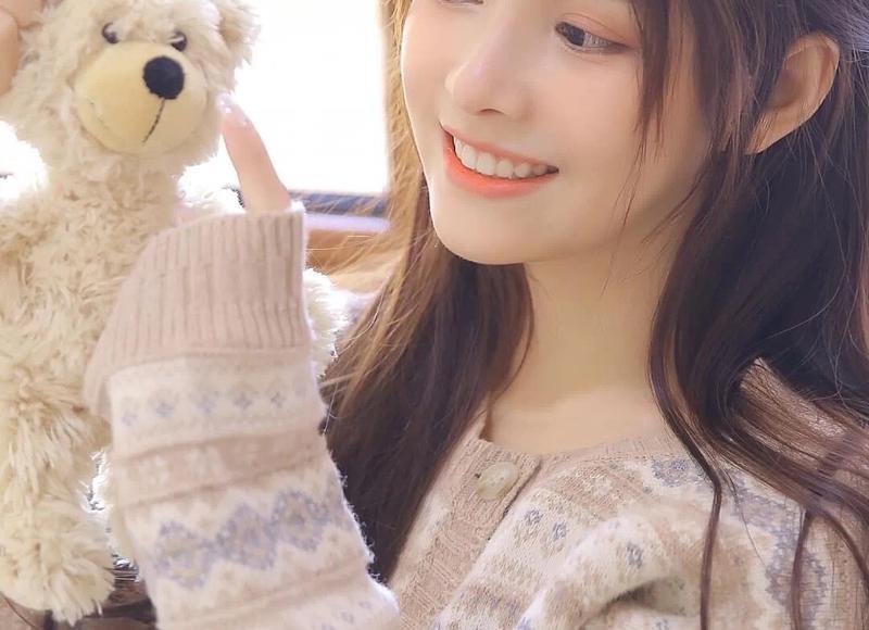 接吻时男生突然呼吸很急很猛 接吻时女生为什么会湿