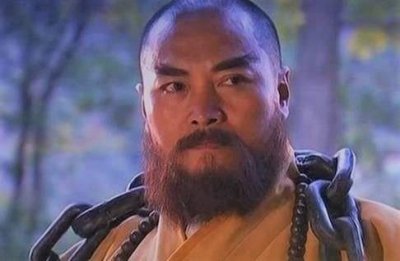 ​倚天屠龙记中觉远大师为何圆寂？金庸先生新修版一处改动点明真相